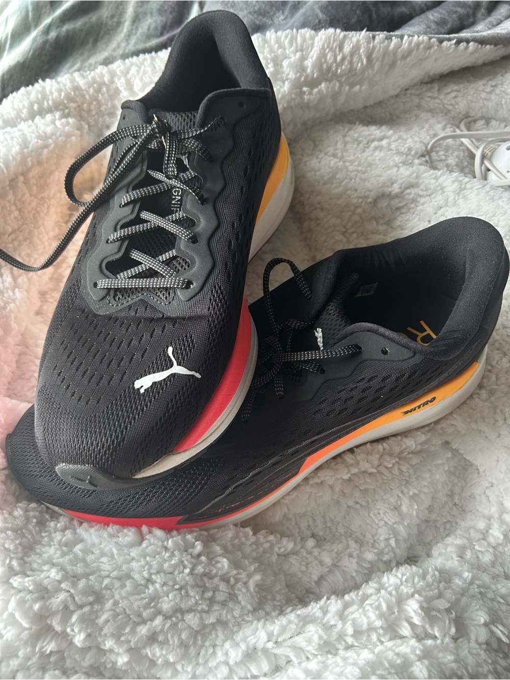 Puma Men’s Nitro Black Athletic Shoes with Red & Orange Highlights EUC~Size 13